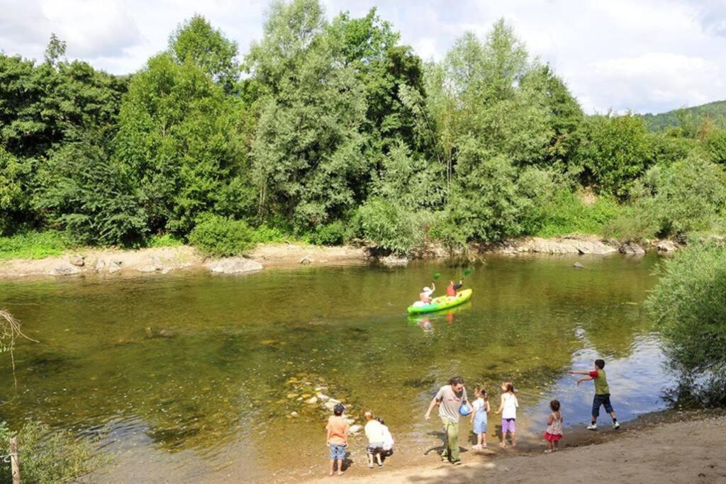 T3 La Savane Saint Geniez D'Olt 2 Piscines Chauffees Dans Une Charmante Residence De Vacances Eksteriør bilde