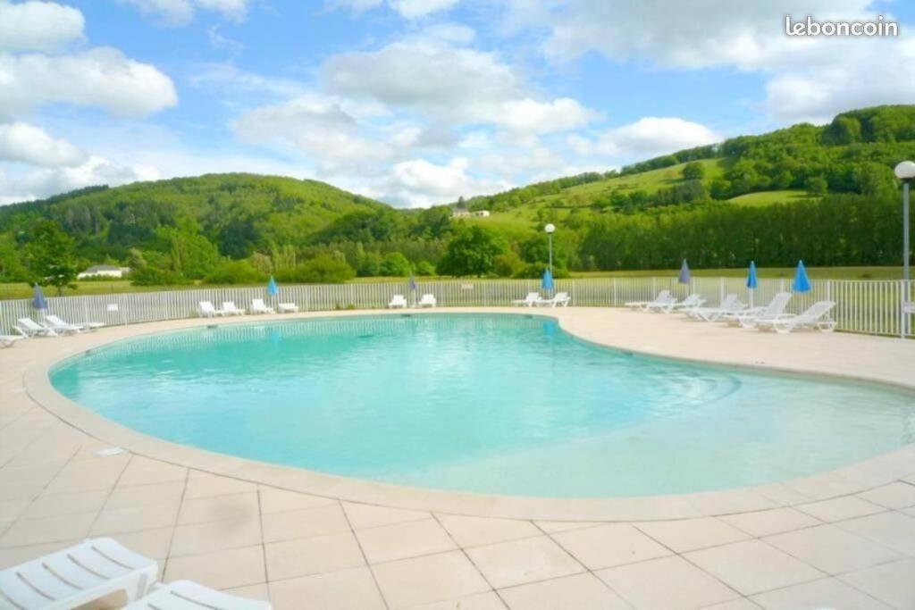 T3 La Savane Saint Geniez D'Olt 2 Piscines Chauffees Dans Une Charmante Residence De Vacances Eksteriør bilde